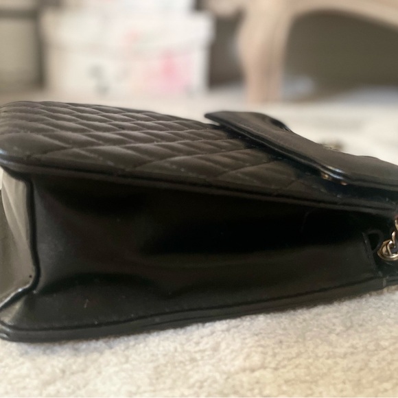 Quilted Black Leather Bag with Gold Chain Strap - Picture 8 of 15